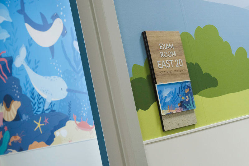 PanoramaPeds_interiorSignage_Wallcovering-27 (1)
