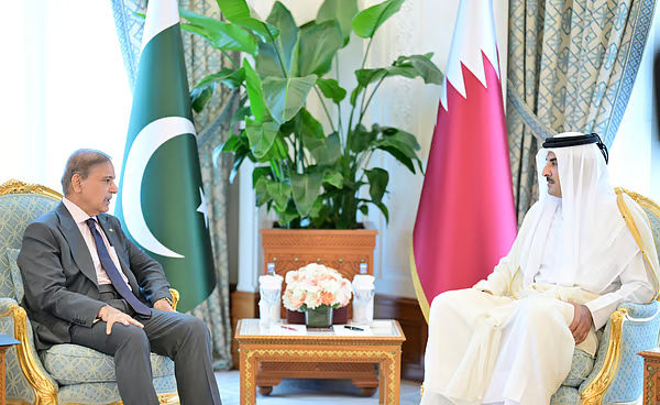 Pakistan Demands UN Session Over Israeli Strikes in Doha; PM Visits Qatar