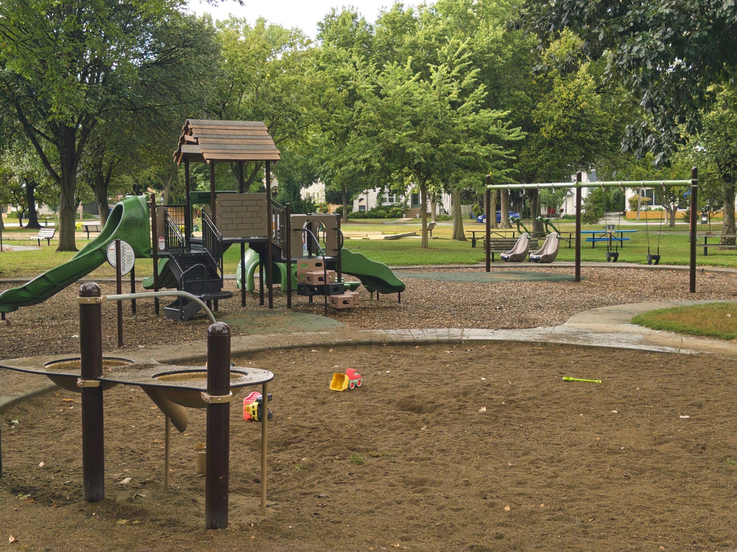 Linden Hills Park