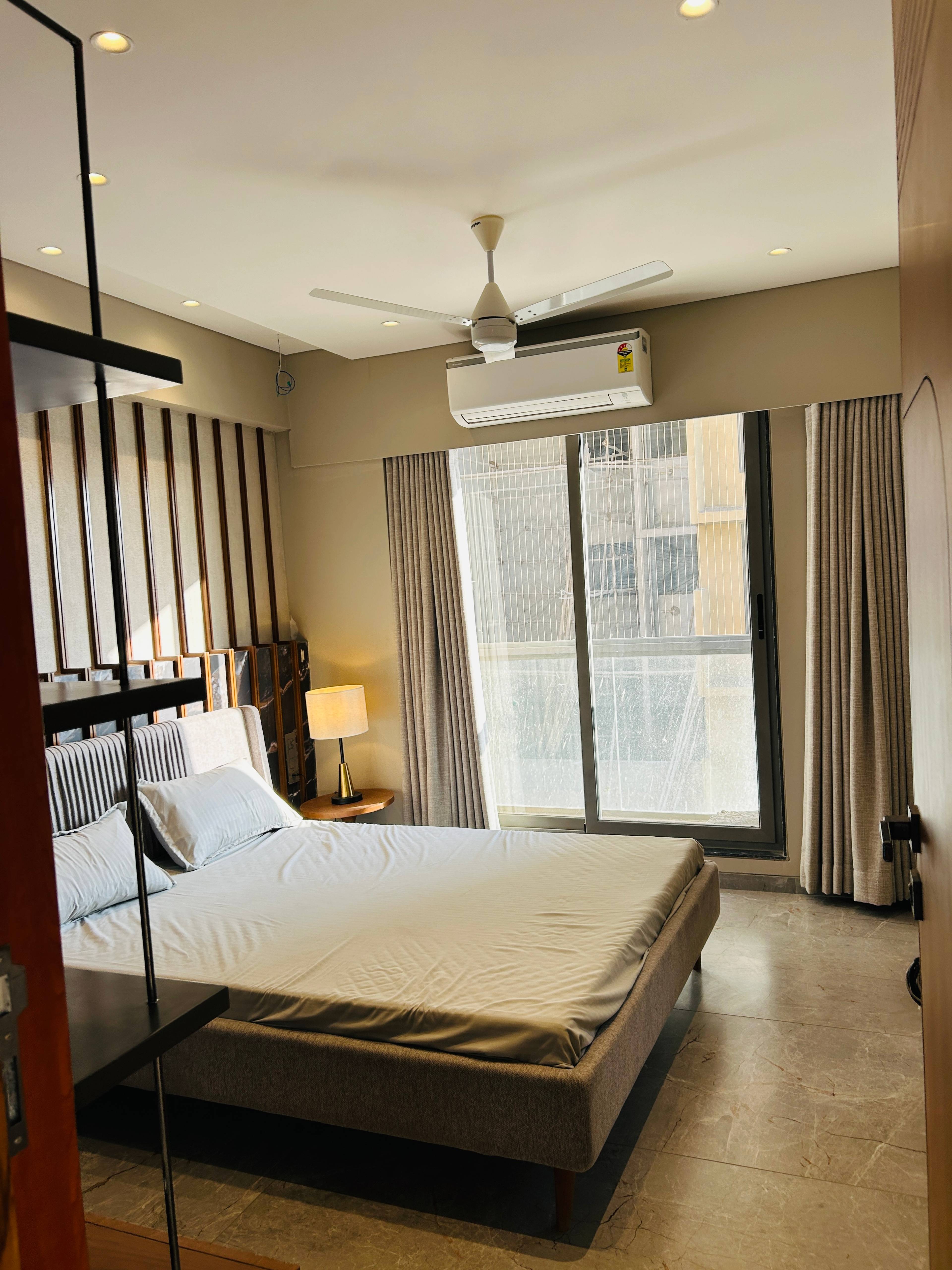 3BHK luxury apartment near Sg Highway