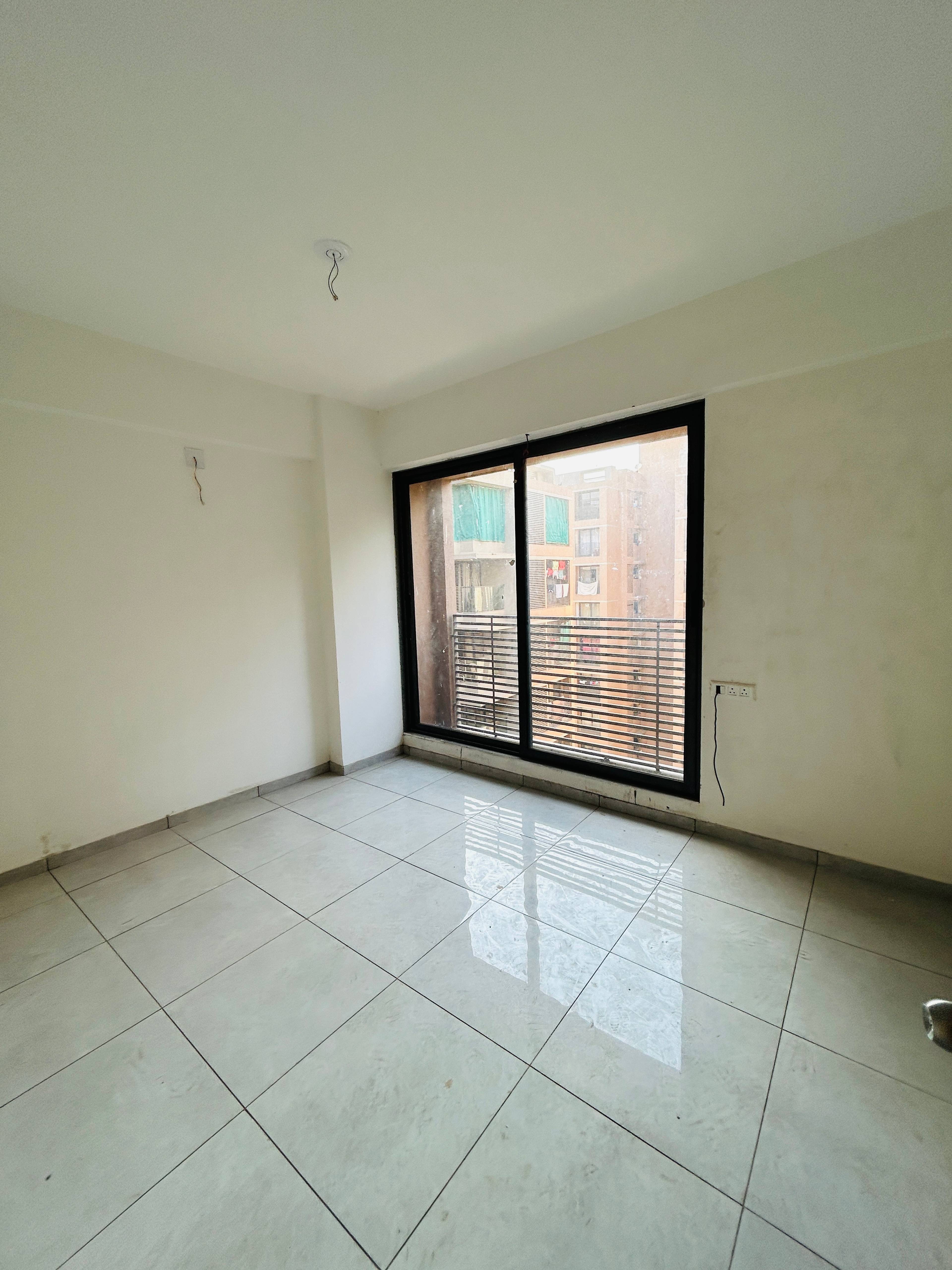 2 BHK Flat in Shree Vishnudhara Garden, Ahmedabad - Photo 3 of 8