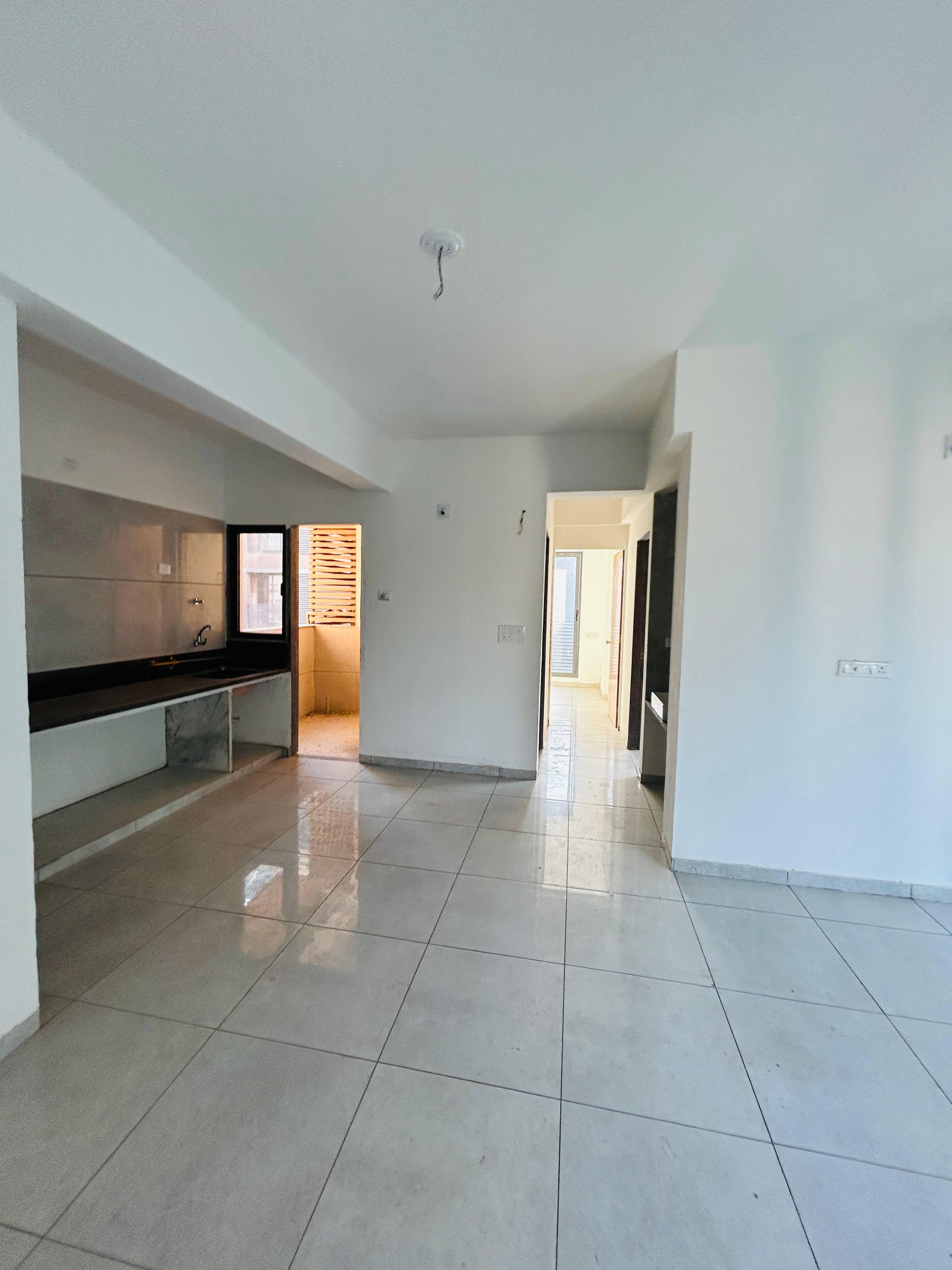2 BHK Flat in Shree Vishnudhara Garden, Ahmedabad - Photo 7 of 8