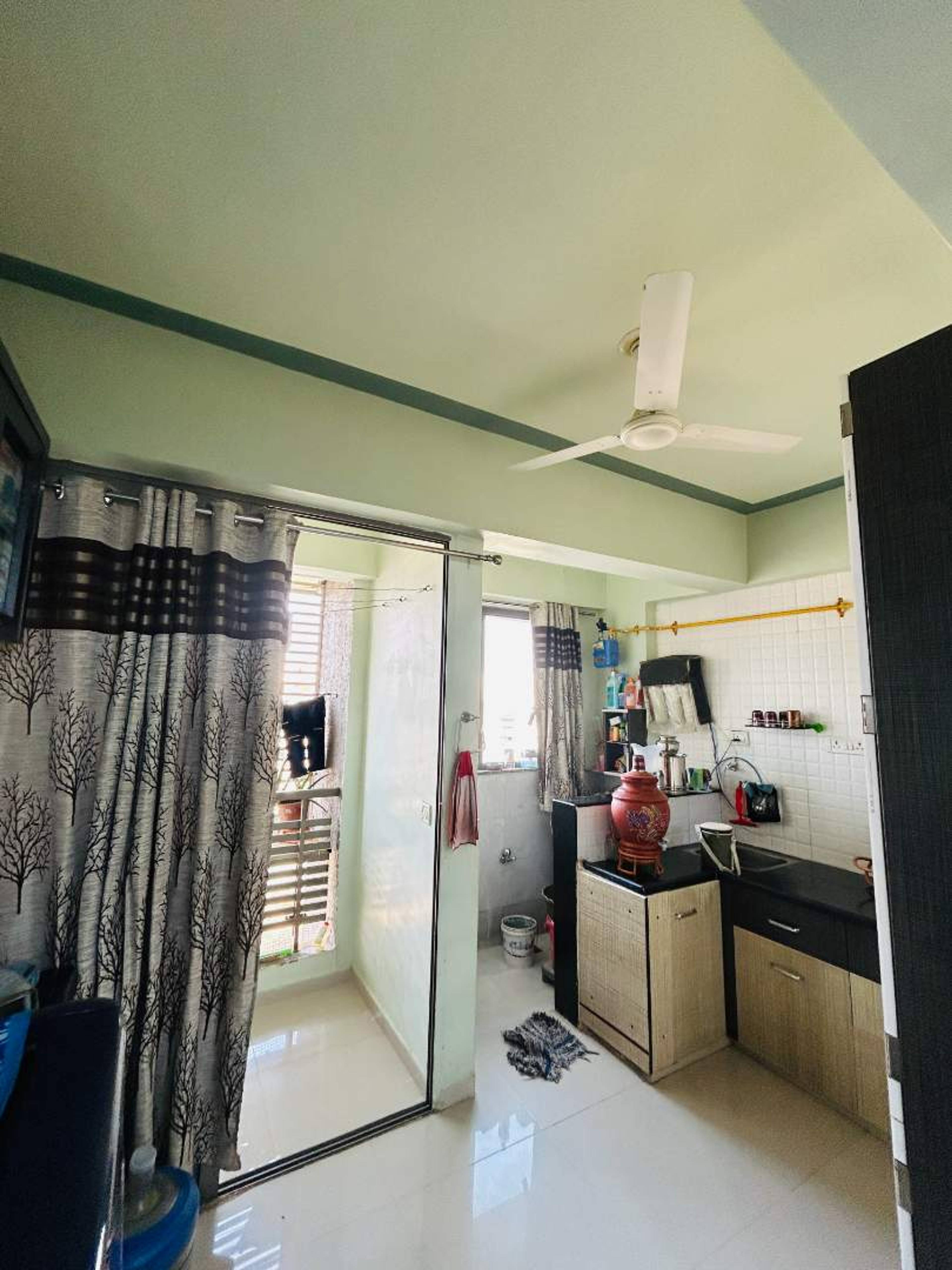 2 BHK Flat in chandkheda, Ahmedabad - Photo 8 of 14