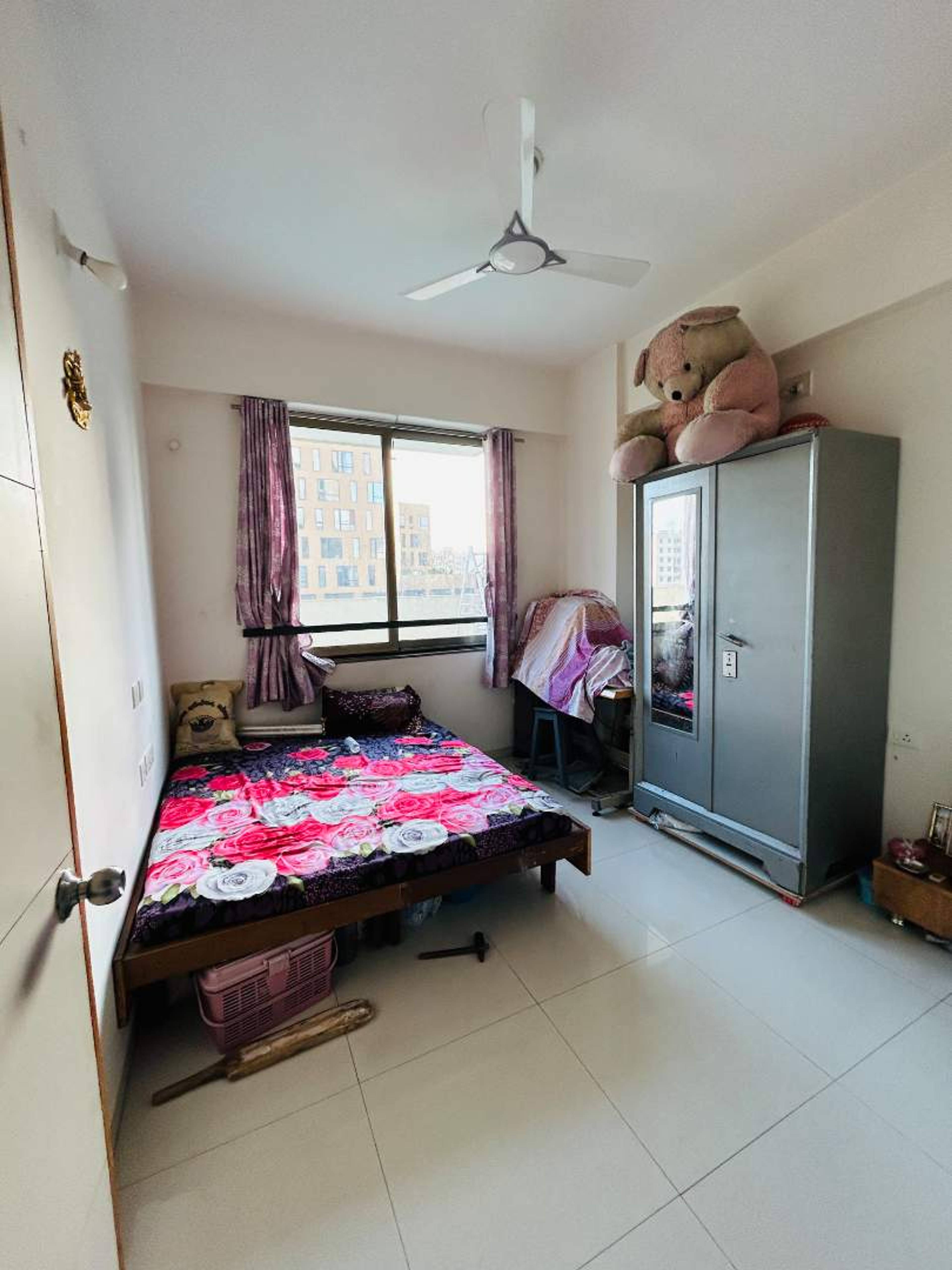 3 BHK Flat in Gota, Ahmedabad - Photo 5 of 16