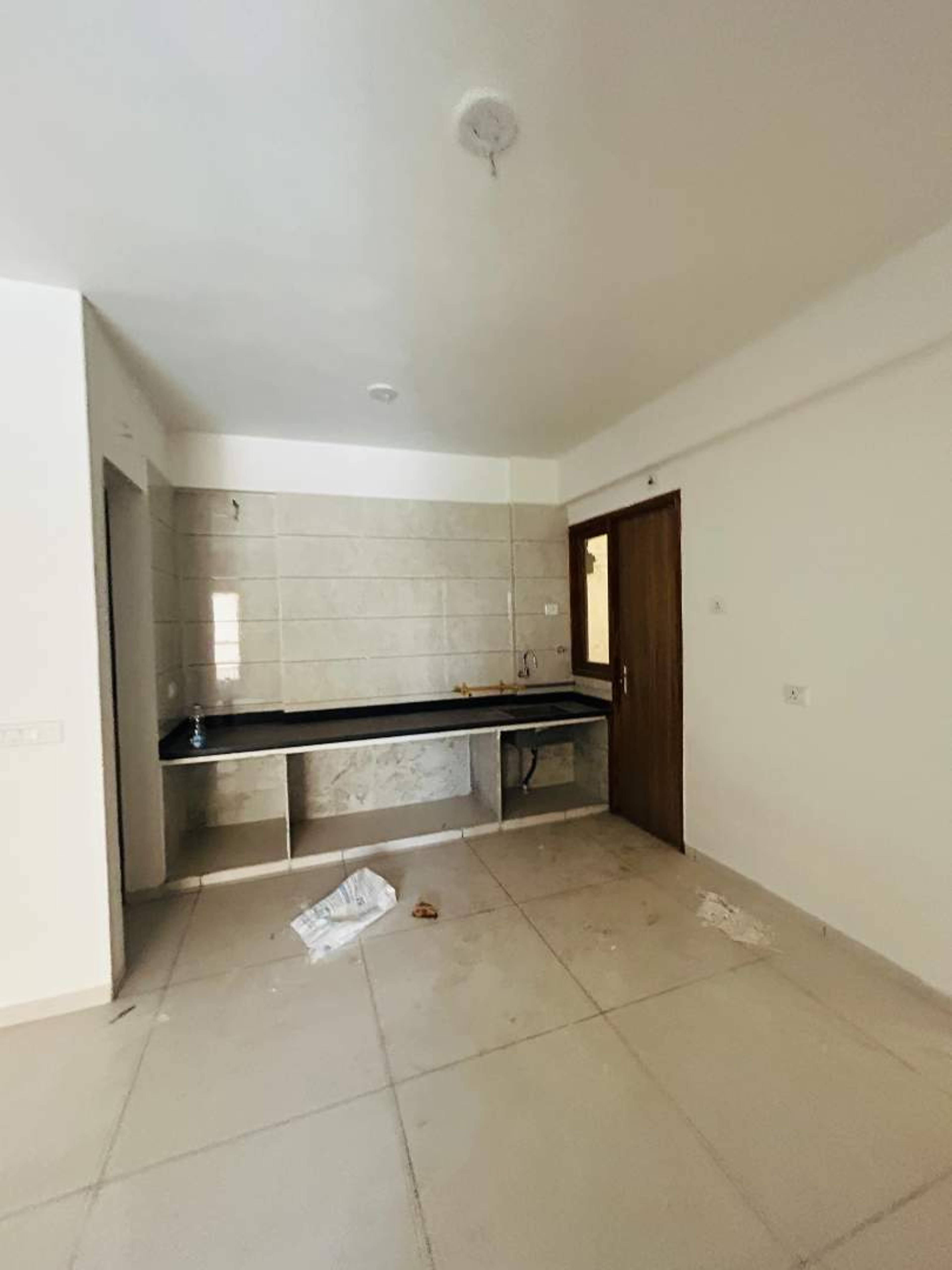 3 BHK Flat in Jaguar Showroom, Ahmedabad - Photo 4 of 9