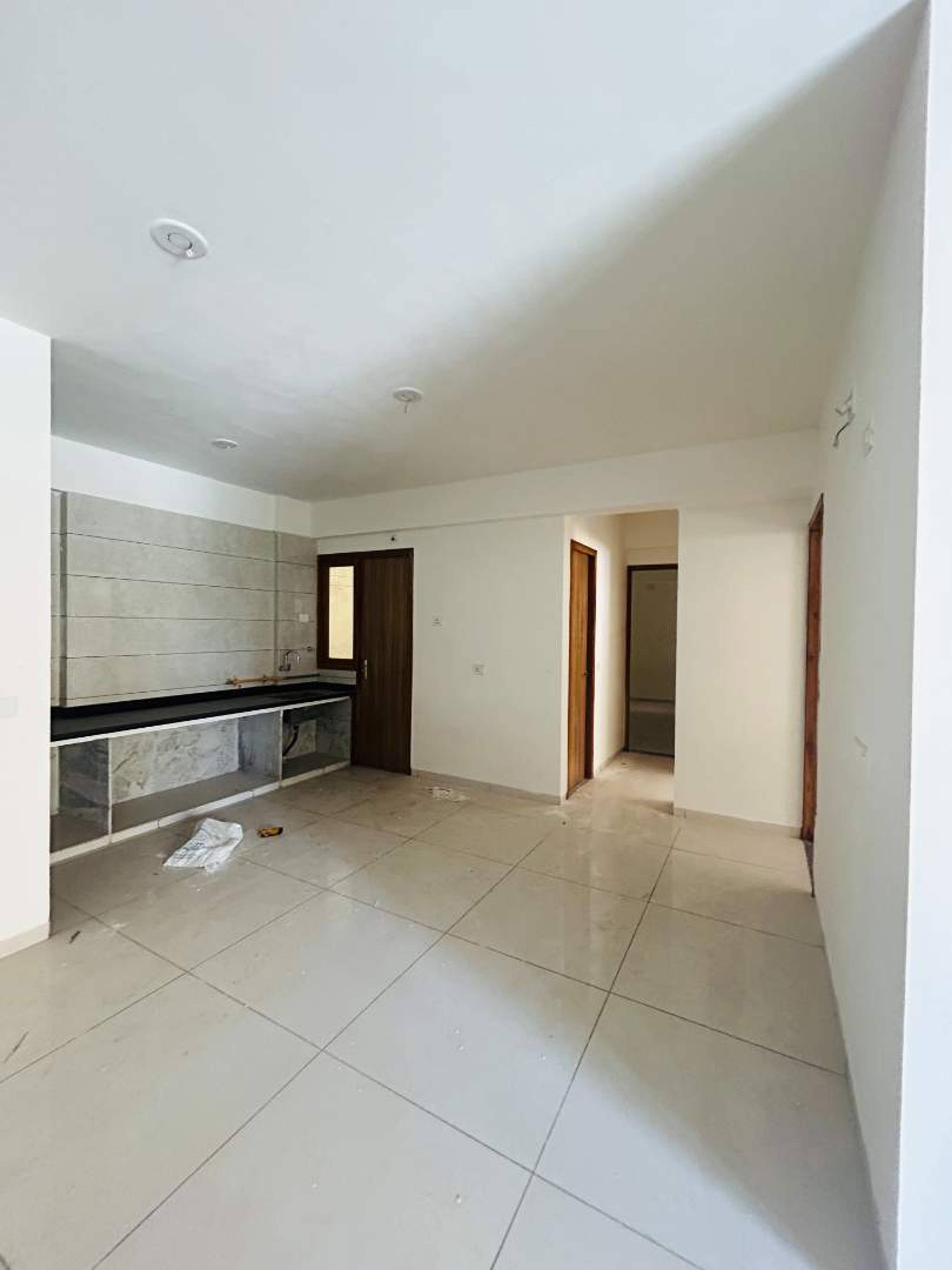 3 BHK Flat in Jaguar Showroom, Ahmedabad - Photo 5 of 9