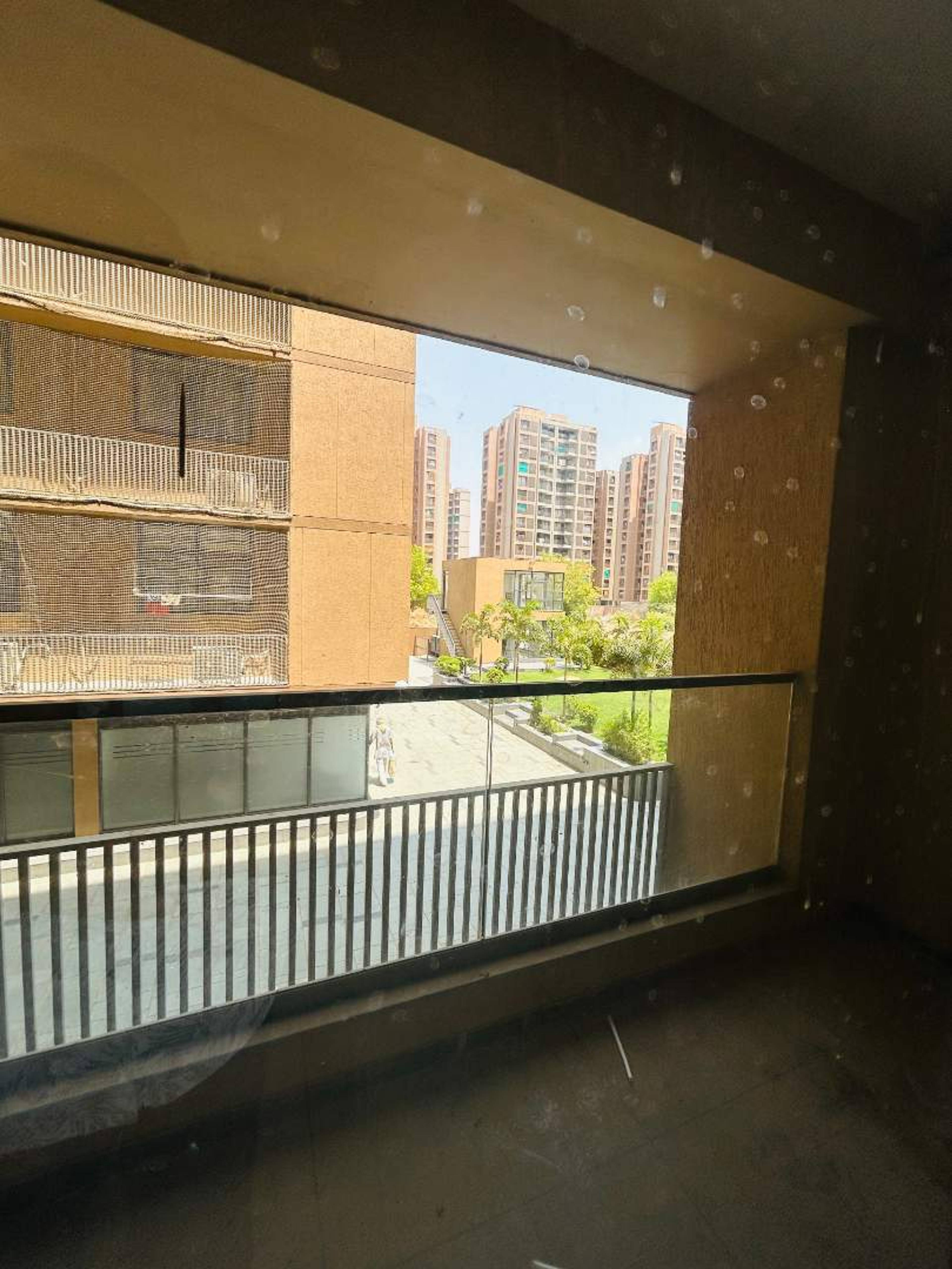 3 BHK Flat in Jaguar Showroom, Ahmedabad - Photo 7 of 9