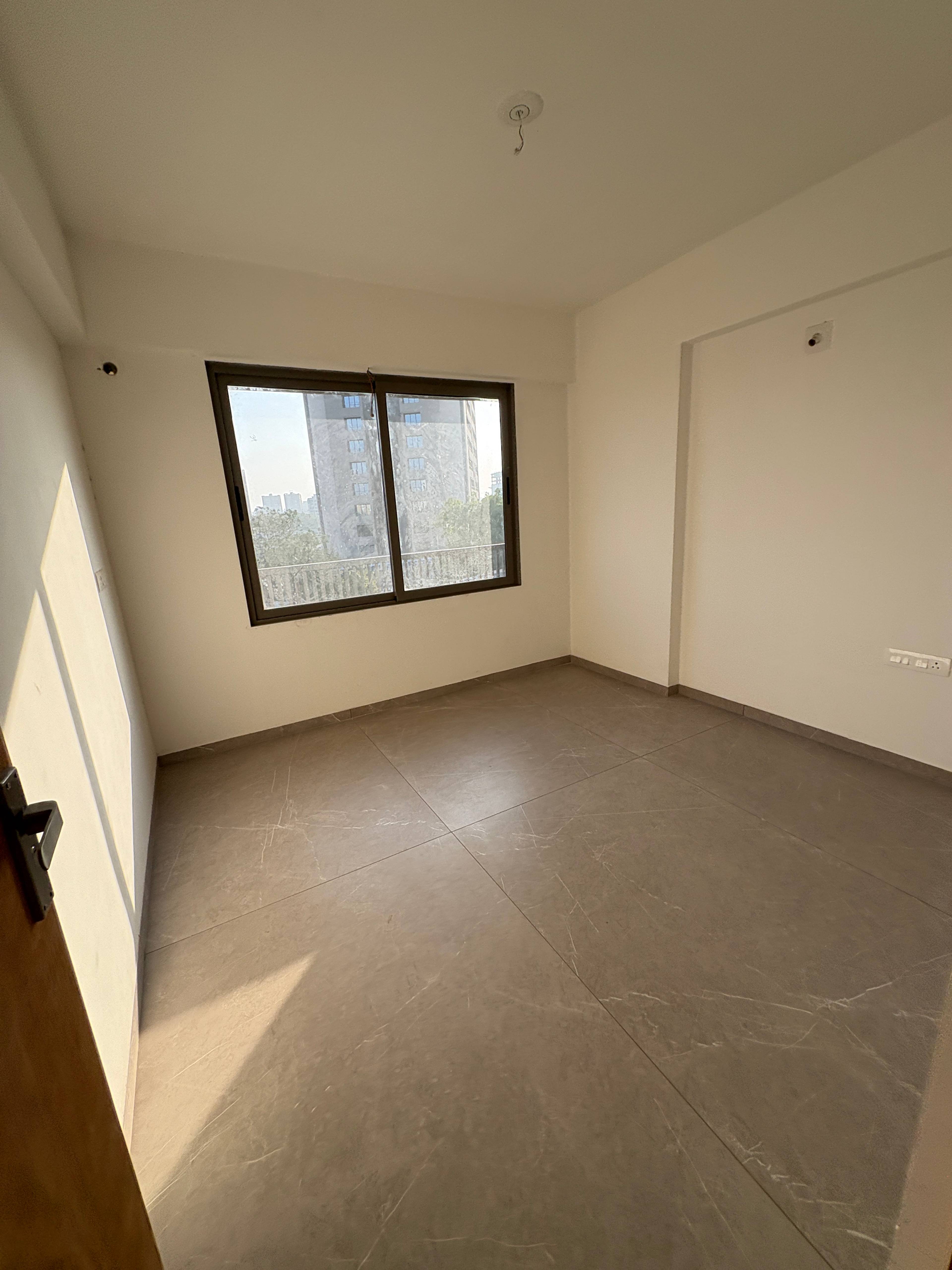 3 BHK Flat in nr. atharav landmark, Ahmedabad - Photo 6 of 18