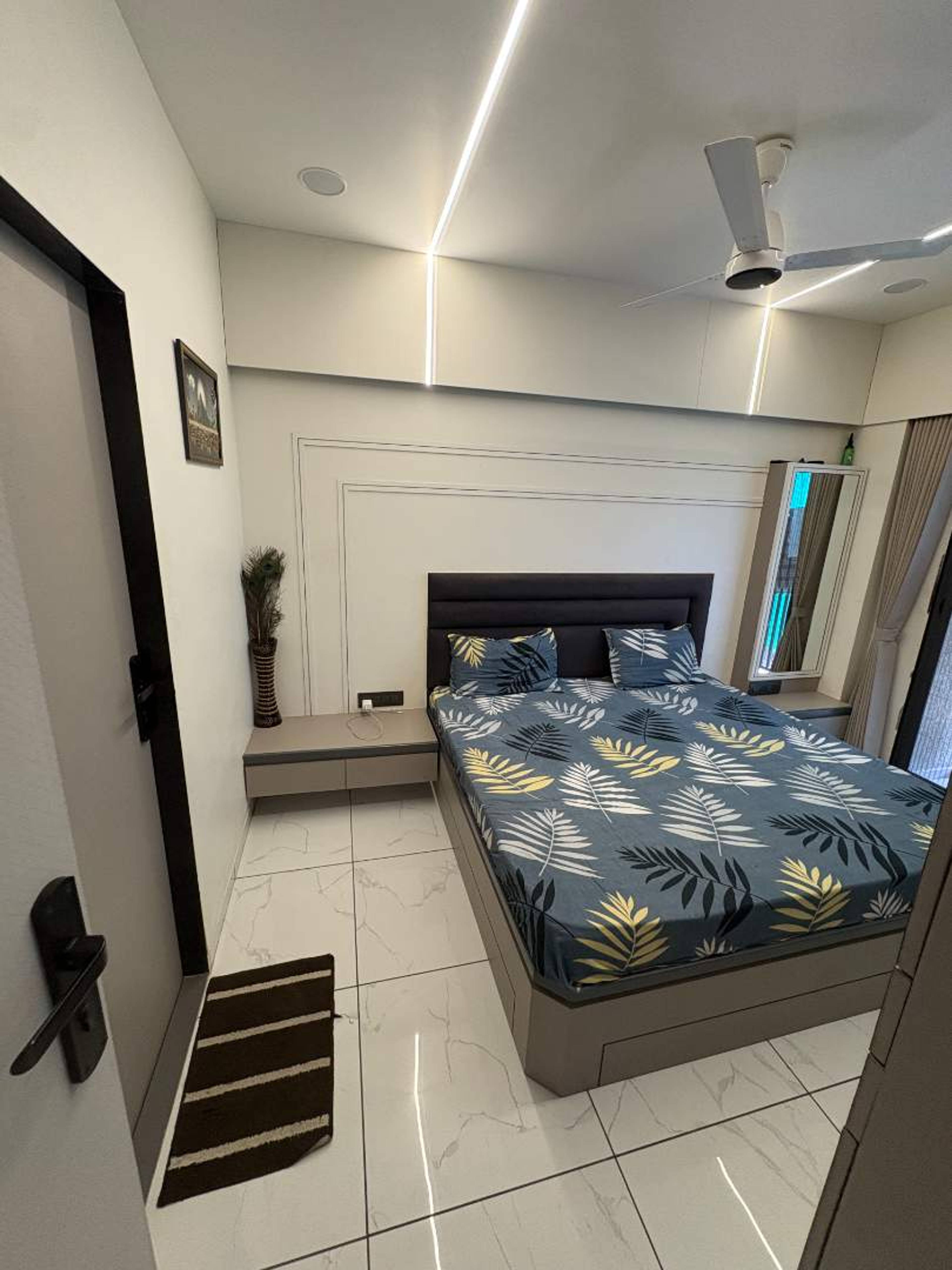 2 BHK Flat in Nr. Vandemtaram Under Bridge, Gota, Ahmedabad - Photo 3 of 10