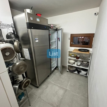 Image of property - 1750684306836_Imagine WhatsApp 2024-04-03 la 18.53.40_d621ef8b.jpg