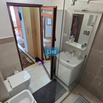 Image of property - 1757936261184_12_beum2p_batch3_mfl1uvt4wvsagh_20250912_093342.jpg