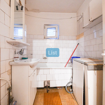 Image of property - 1760433487240_6_81rsjm_batch0_mgqcn88n0ab1c5_CAP_7704.jpg