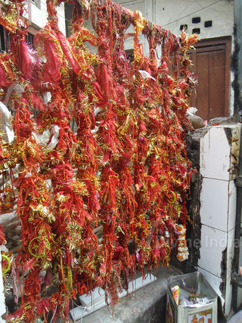 wish point at Kalkaji Temple