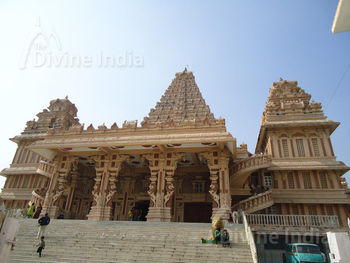 Lakshmi Vinayak Mandir, Chattarpur Temple