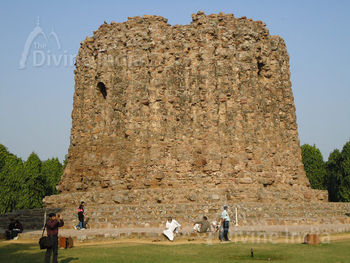 Ali Minar, Qutub Minar