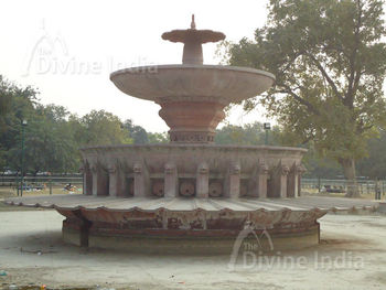 India Gate Fountain