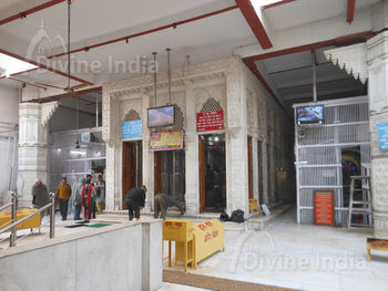 Gauri Shankar Temple inside view