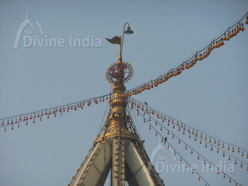 Top, Jhandewalan Temple
