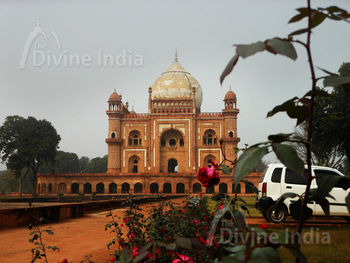 other view Safdarjung tomb