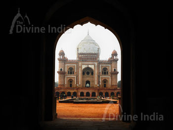 Safdarjung Tomb