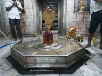 Baba Bateshwar nath Shiv Lingam