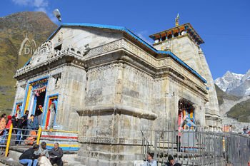 Beautiful architechture of Kedarnath Temple