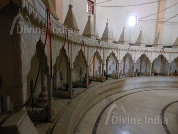12 Jyoti shiv Linga at Moksha Dham Temple