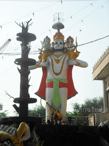 Huge Lord Hanuman Idol at Shiv Mandir Gufawala-preet vihar