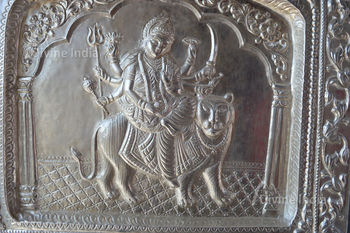 Maa Durga emboss image on main entrance gate of naina devi temple