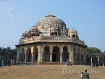 Other view Mohammed Shah Sayyids Tomb, Lodi Garden
