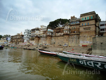 Rana Mahala Ghat - Varanasi