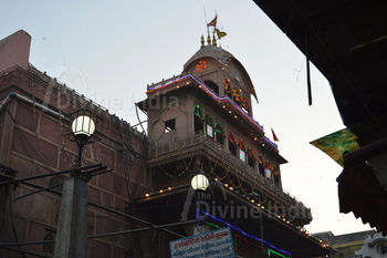 Shri Bankey Bihari Temple other view - Vrindavan