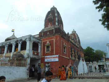 Shri Shouripur Digambar Jain Temple