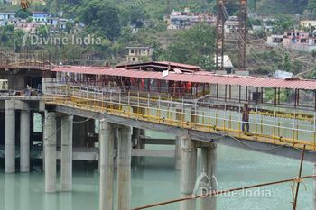 way of dhari devi temple
