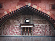 Arch with lotus bud fringe,Purana Qila