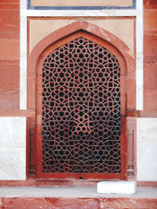 The symbolically cut out at Humayun of Tomb