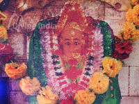 Lord idol at right side entrance gate of chintpurni temple
