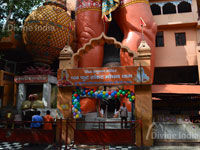 Sankat Mochan Dham at Karol Bagh