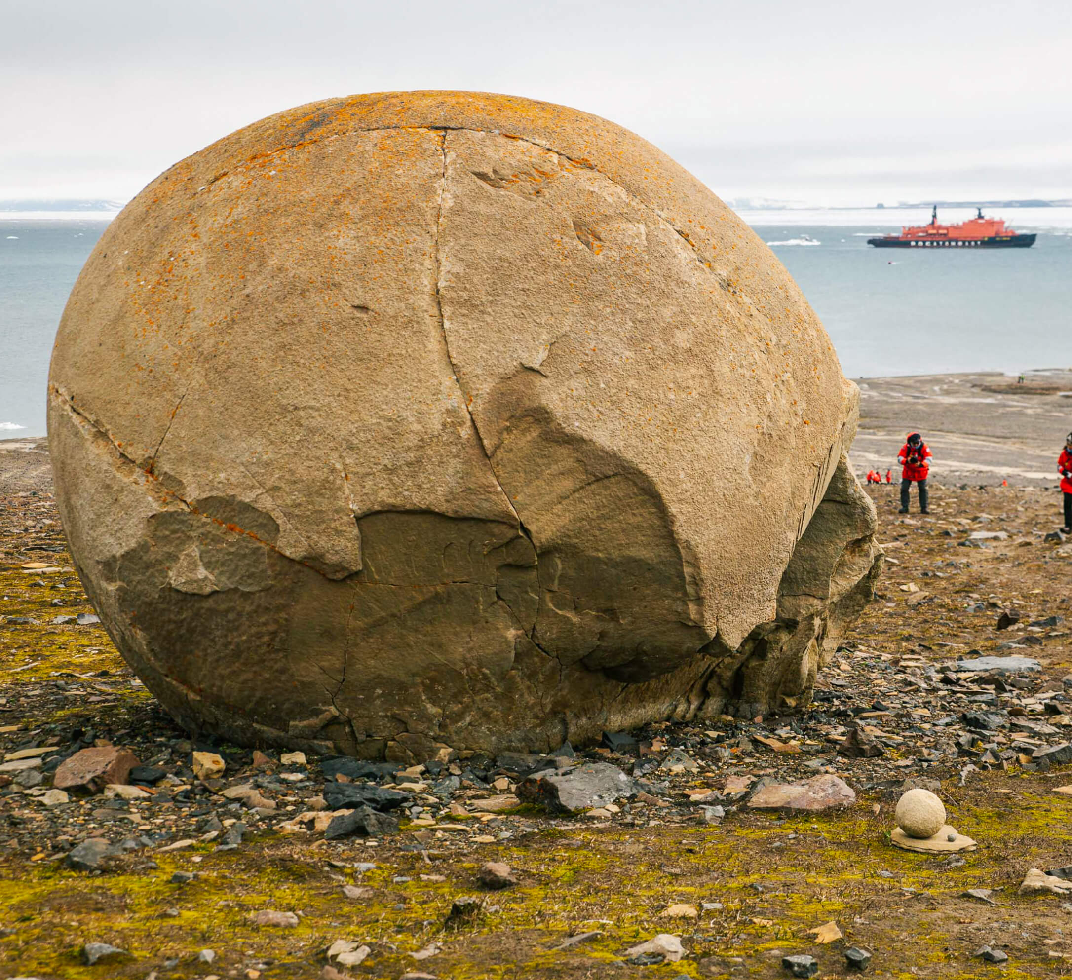 Explore Franz Josef Land and Spitsbergen National Park EDUOUTINGS