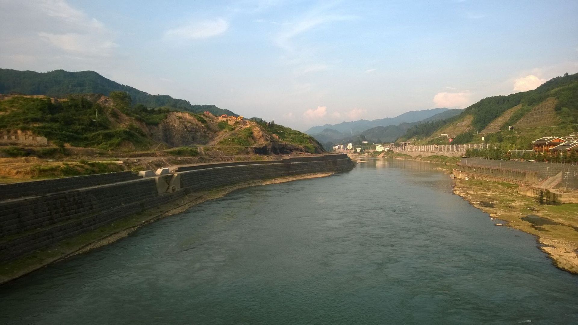 WEBINAR – Design of Natural, Sound Solution for Riverbank Protection