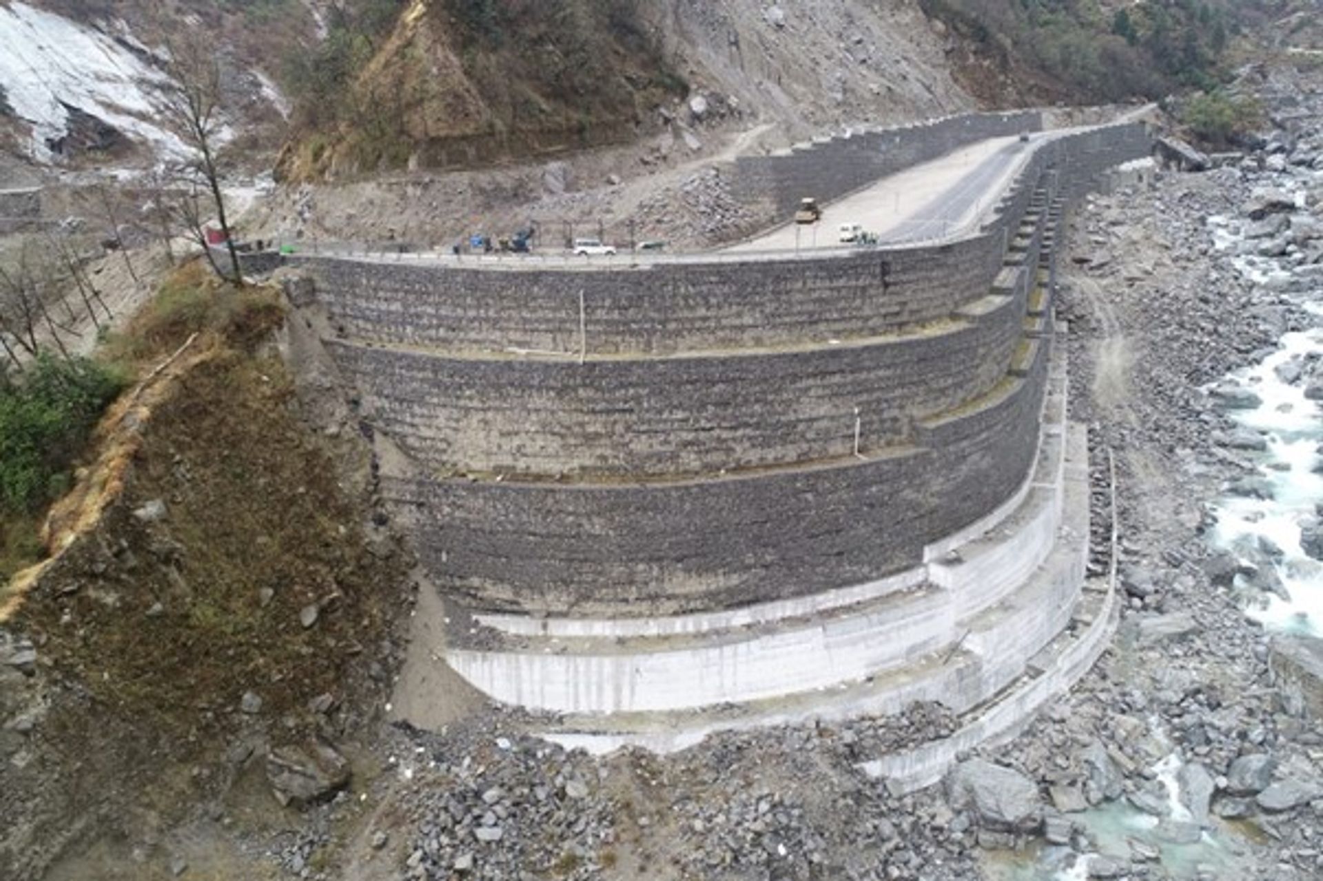 WEBINAR – Ensuring Infrastructure Safety in Hilly and Mountainous Terrain with Retaining Wall Solutions