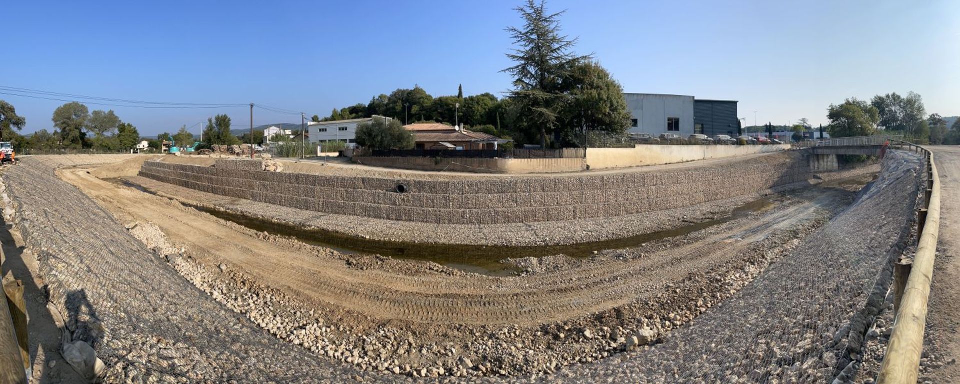 Protection des berges de la Nartuby, 83