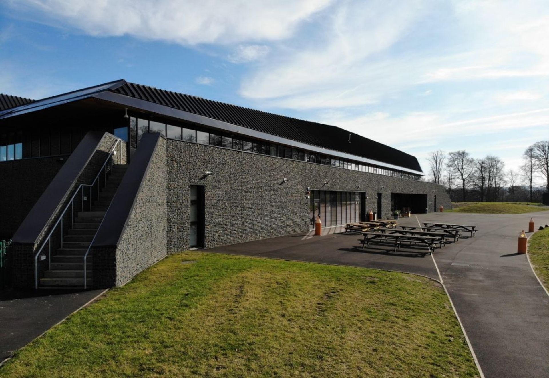 BROOMLANDS PRIMARY SCHOOL