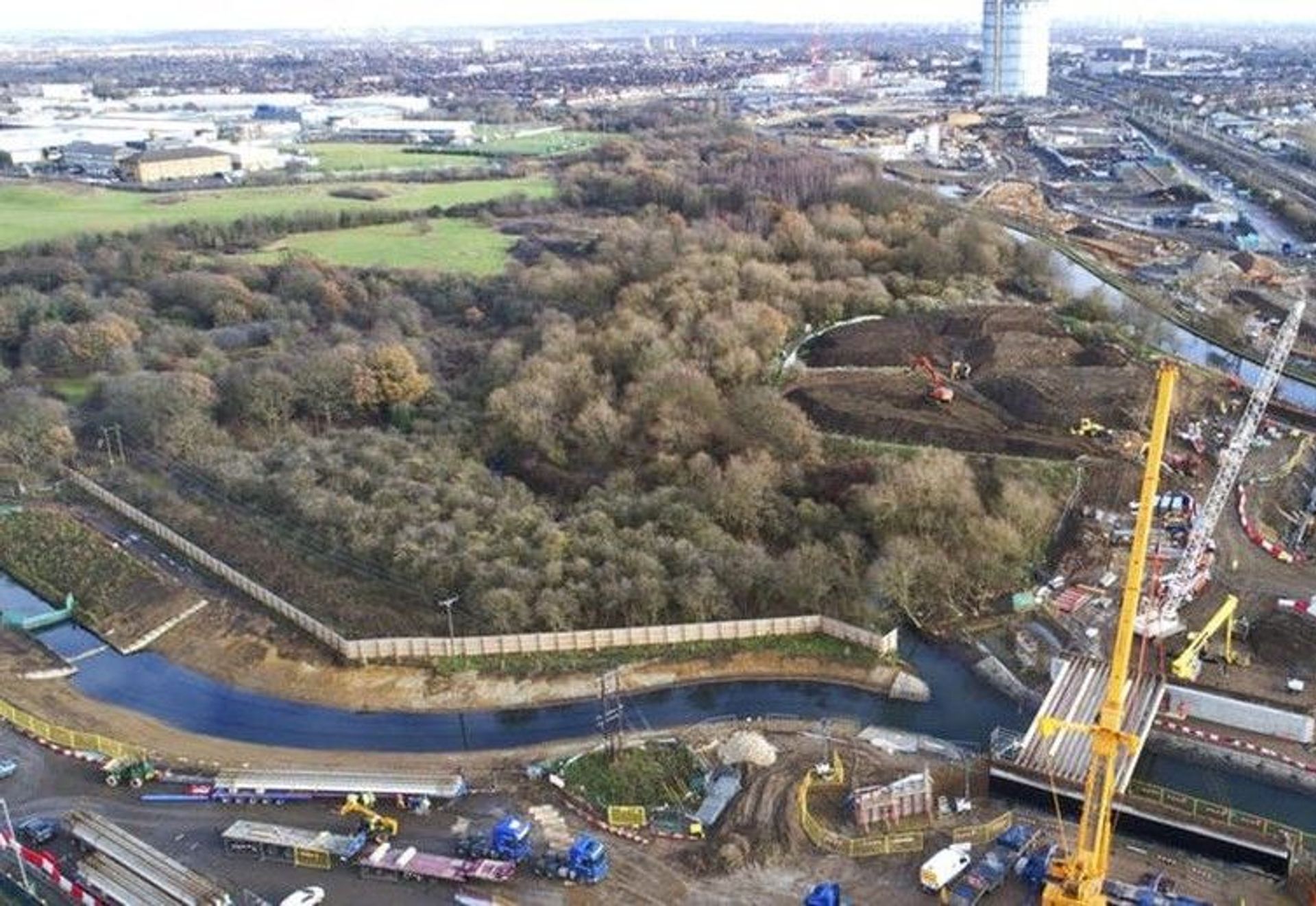 Southall Waterside Development, West London Reinforced Embankment Solution  Problem
