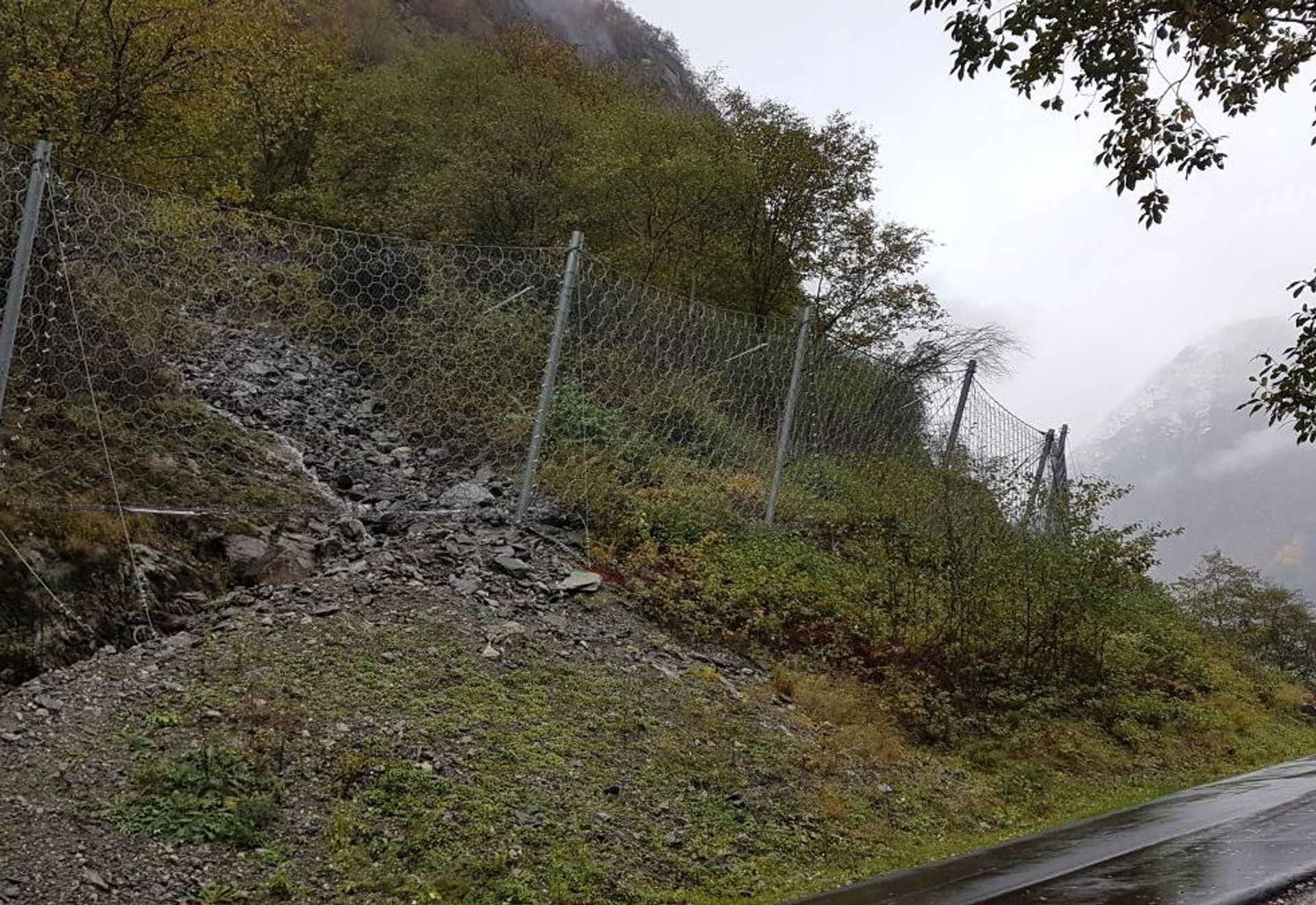 GUDVANGEN - BAKKATUNNELEN
