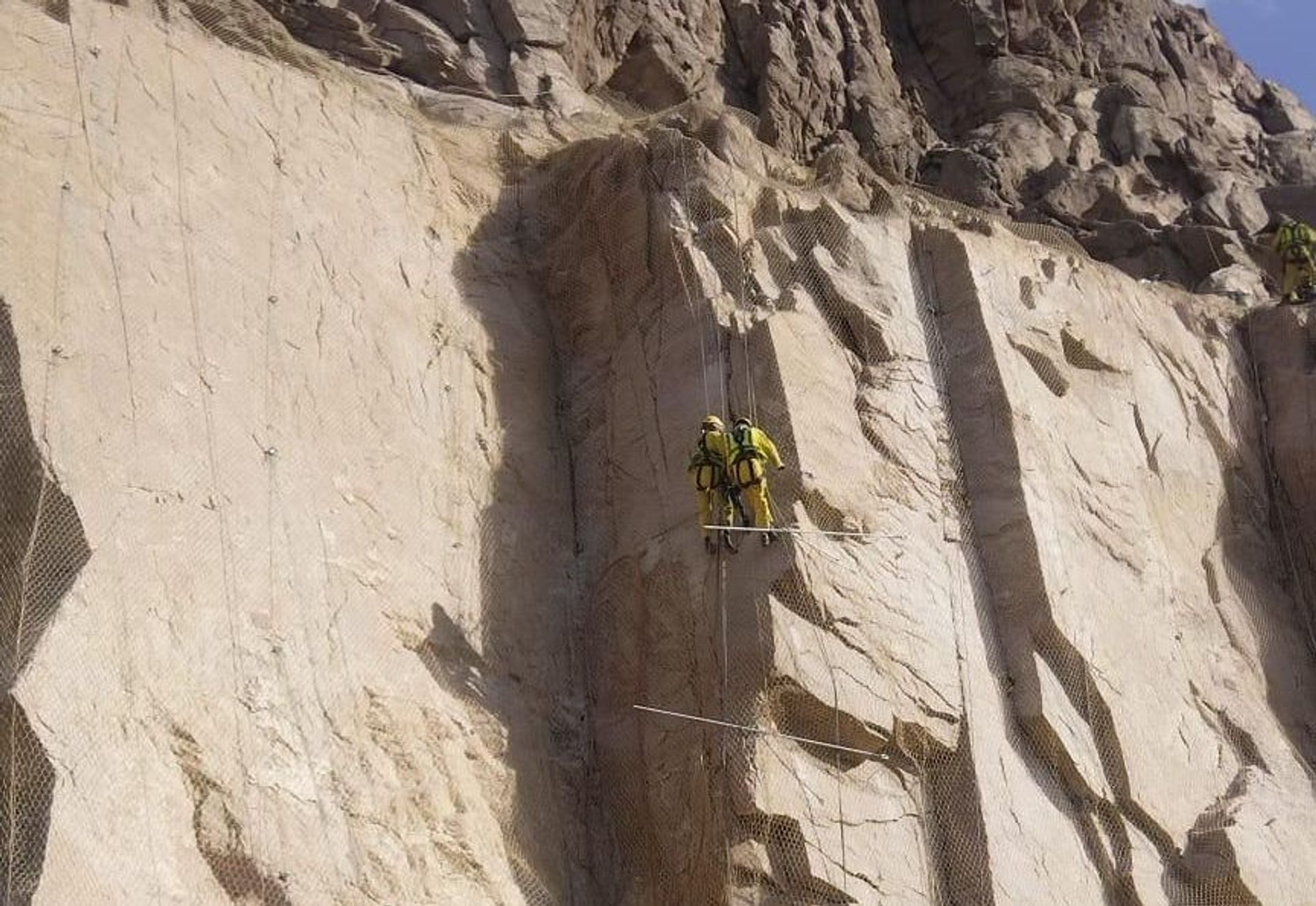 DESIGN AND BUILD OF ROCK STABILIZATION AND WADI INTERCEPTORS 