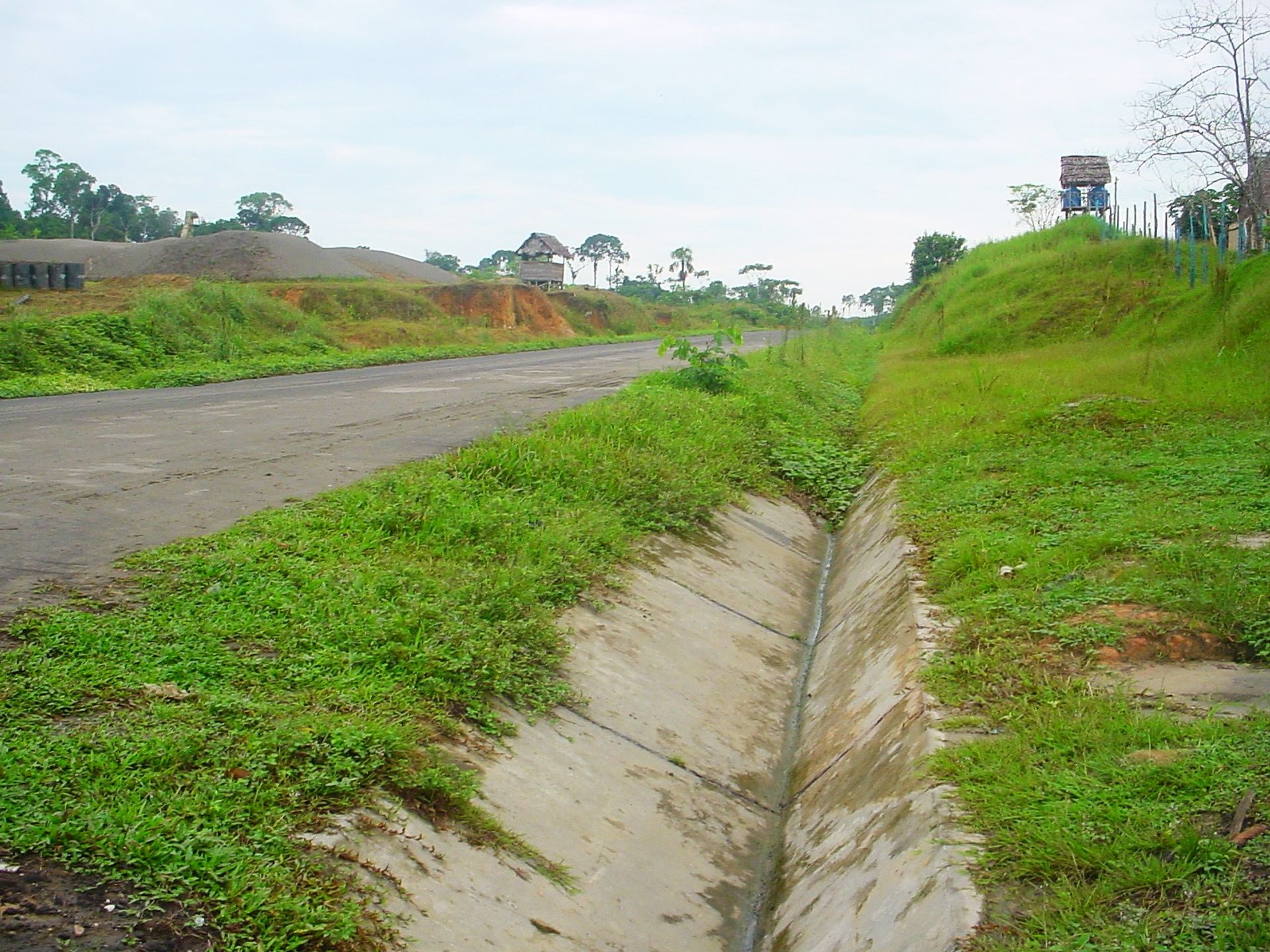 SUBDRENAJE EN LA CARRETERA IQUITOS-NAUTA