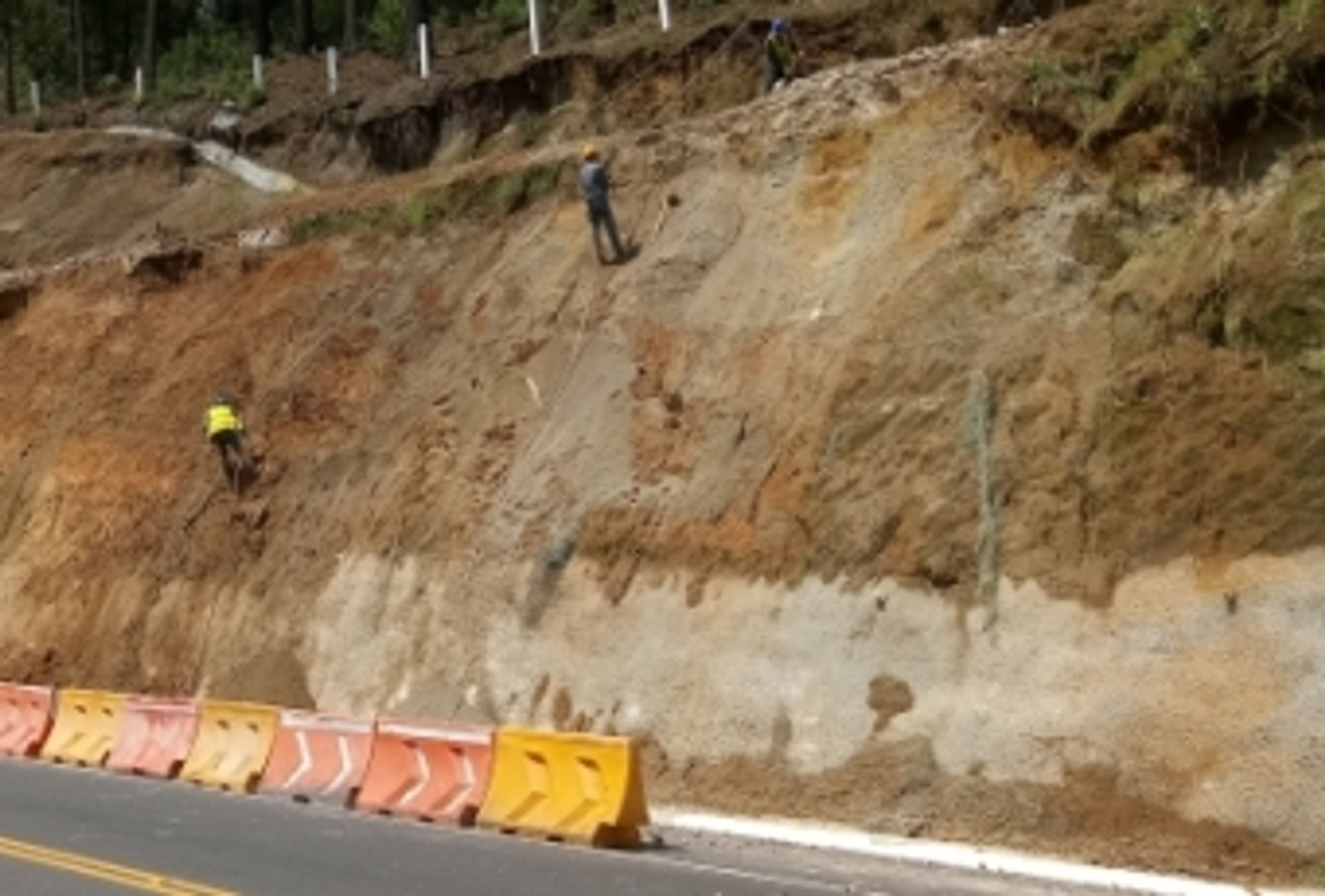 KM 48.5 MONUMENTO TOLUCA