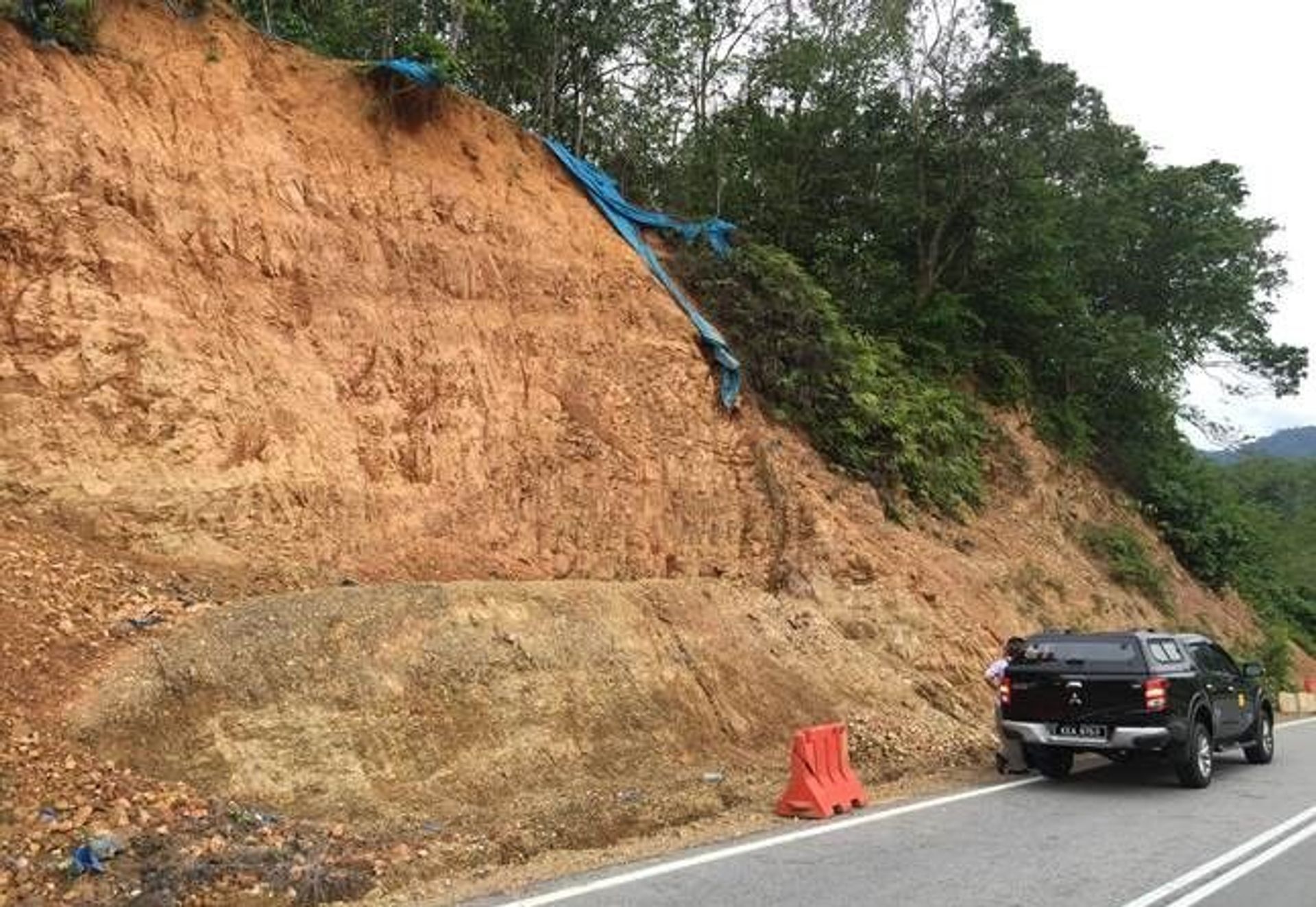 EROSION CONTROL AT JALAN KEPELU, KEDAH, MALAYSIA