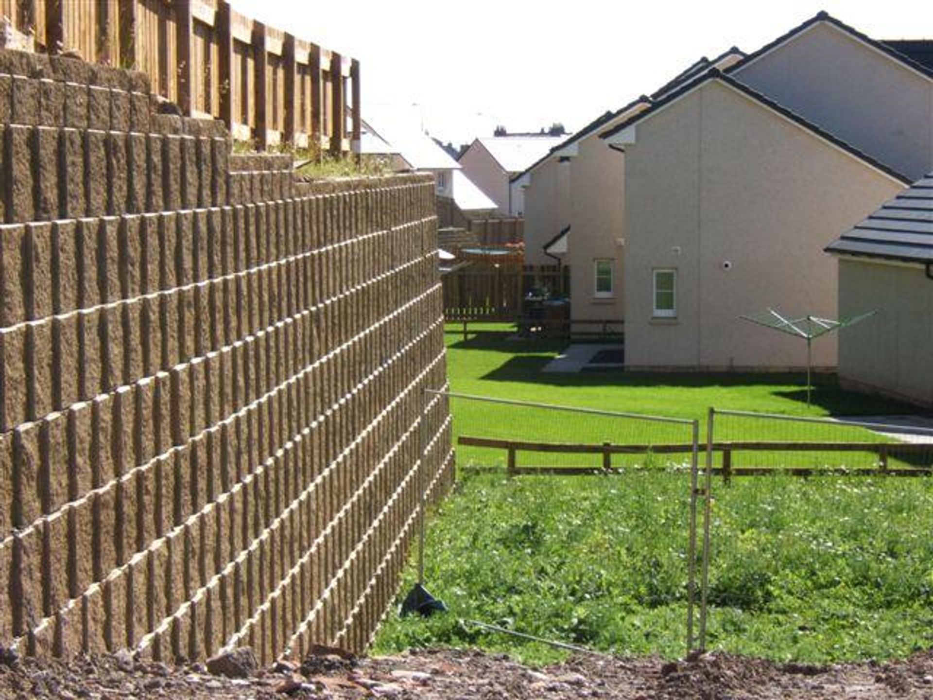 Brownfield Site Retaining Wall Solution in Burntisland, Fife